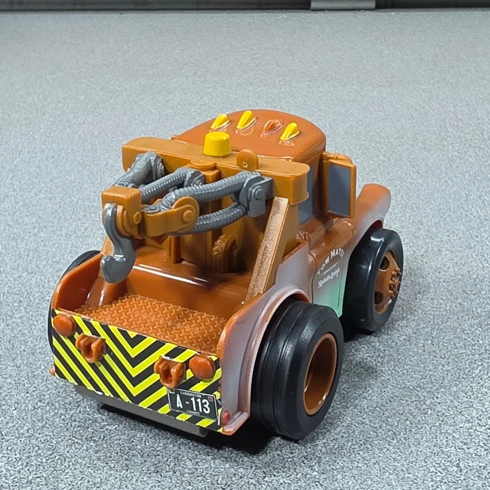 Disney Pixar Cars Tow Mater Toy Truck Kids Excellent Radiator Spring action